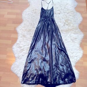Sexy gunmetal silver lame, maxi dress – think Michelle Pfeiffer in Scarface🤩